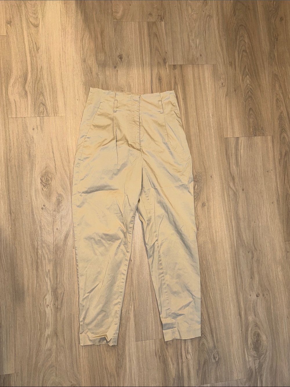 H&M Beige High Waist Front Pleated Tapered Trousers Size 6